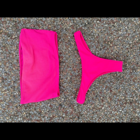 Frankie’s Jenna Top & Boots Bottom Hot Throb Pink - Picture 6 of 7